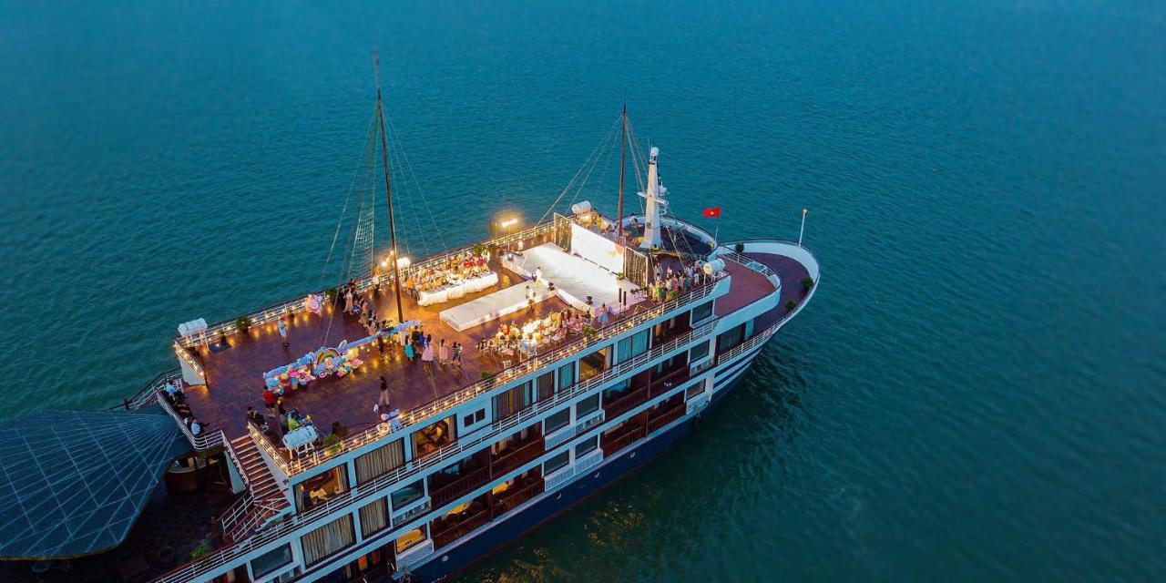 فندق Erina Cruise By Hag ها لونغ المظهر الخارجي الصورة